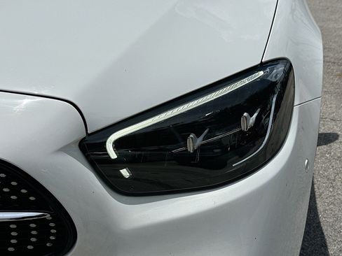 Used 2022 Mercedes-Benz E 450 Coupe image 32