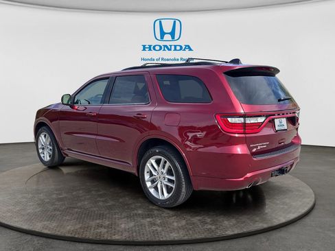 Used 2024 Dodge Durango GT image 3