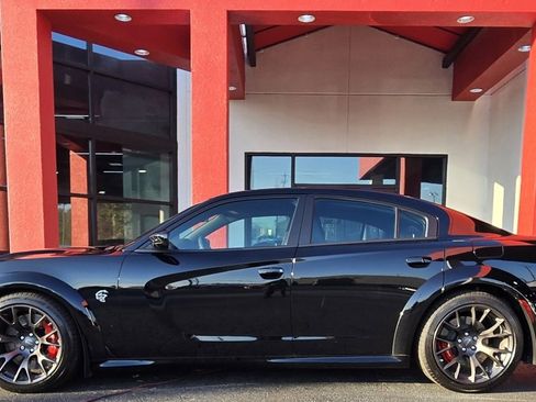 Used 2021 Dodge Charger SRT Hellcat w/ Harman/Kardon Audio Group image 6