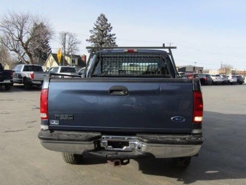Used 2004 Ford F250 XLT image 5
