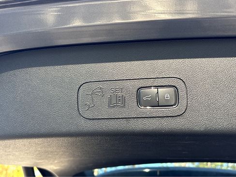 Used 2023 Lincoln Aviator Reserve w/ Equipment Group 201A image 28