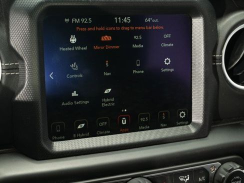 Used 2022 Jeep Wrangler Unlimited Sahara w/ Cold Weather Group AWD/4WD image 40