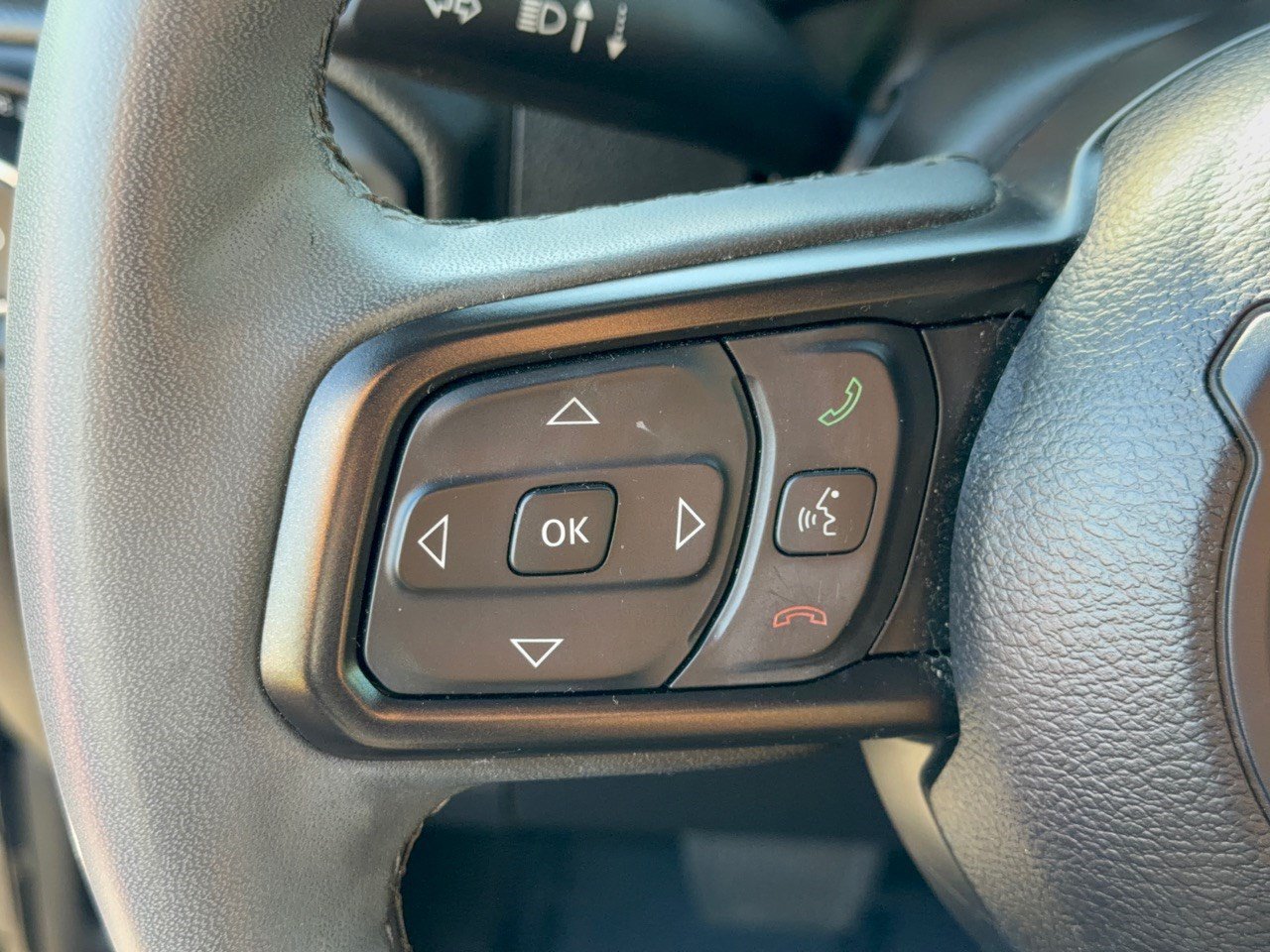 Used 2023 Jeep Wrangler Sport AWD/4WD image 18