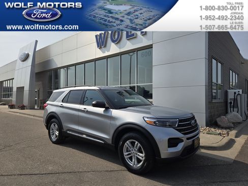 Certified 2023 Ford Explorer XLT w/ Class IV Trailer Tow Package image 1