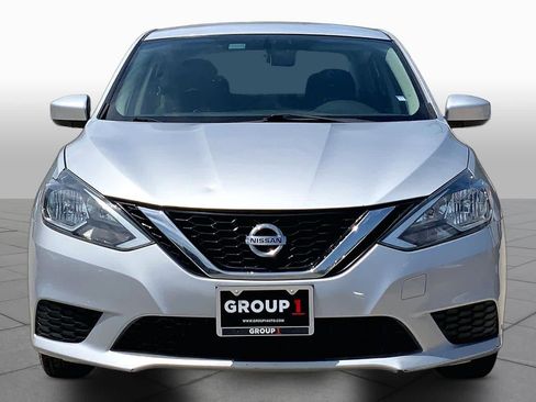 Used 2018 Nissan Sentra SV FWD image 4