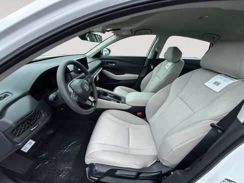 New 2026 Honda Accord LX image 9