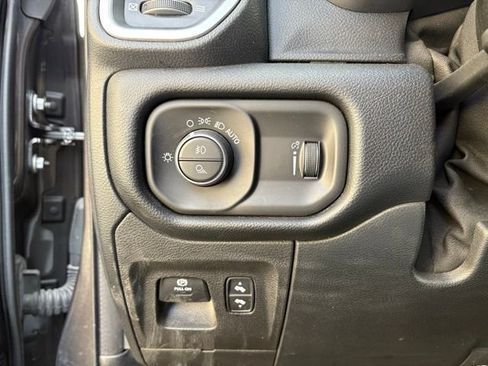 Used 2022 RAM 1500 Big Horn image 24