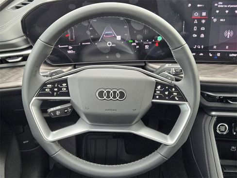 Used 2025 Audi Q5 2.0T Premium Plus image 14