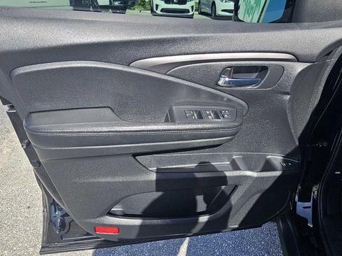 Used 2017 Honda Pilot EX-L image 12