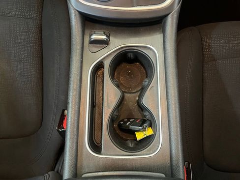 Used 2015 Chrysler 200 Limited w/ Convenience Group FWD image 14