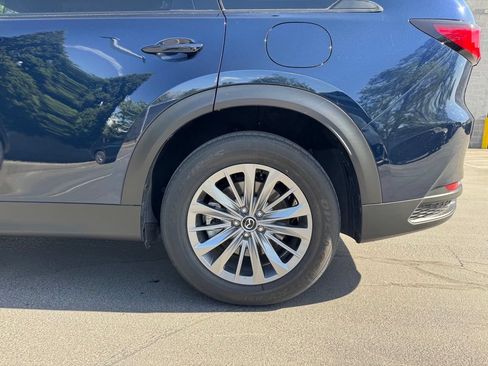 Used 2024 MAZDA CX-90 Plug-In Hybrid w/ Preferred AWD/4WD image 15