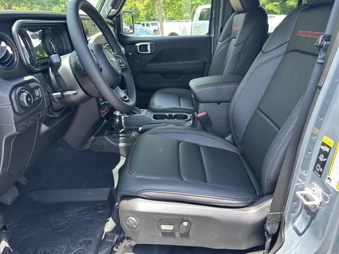 New 2026 Jeep Wrangler Unlimited Rubicon AWD/4WD image 9