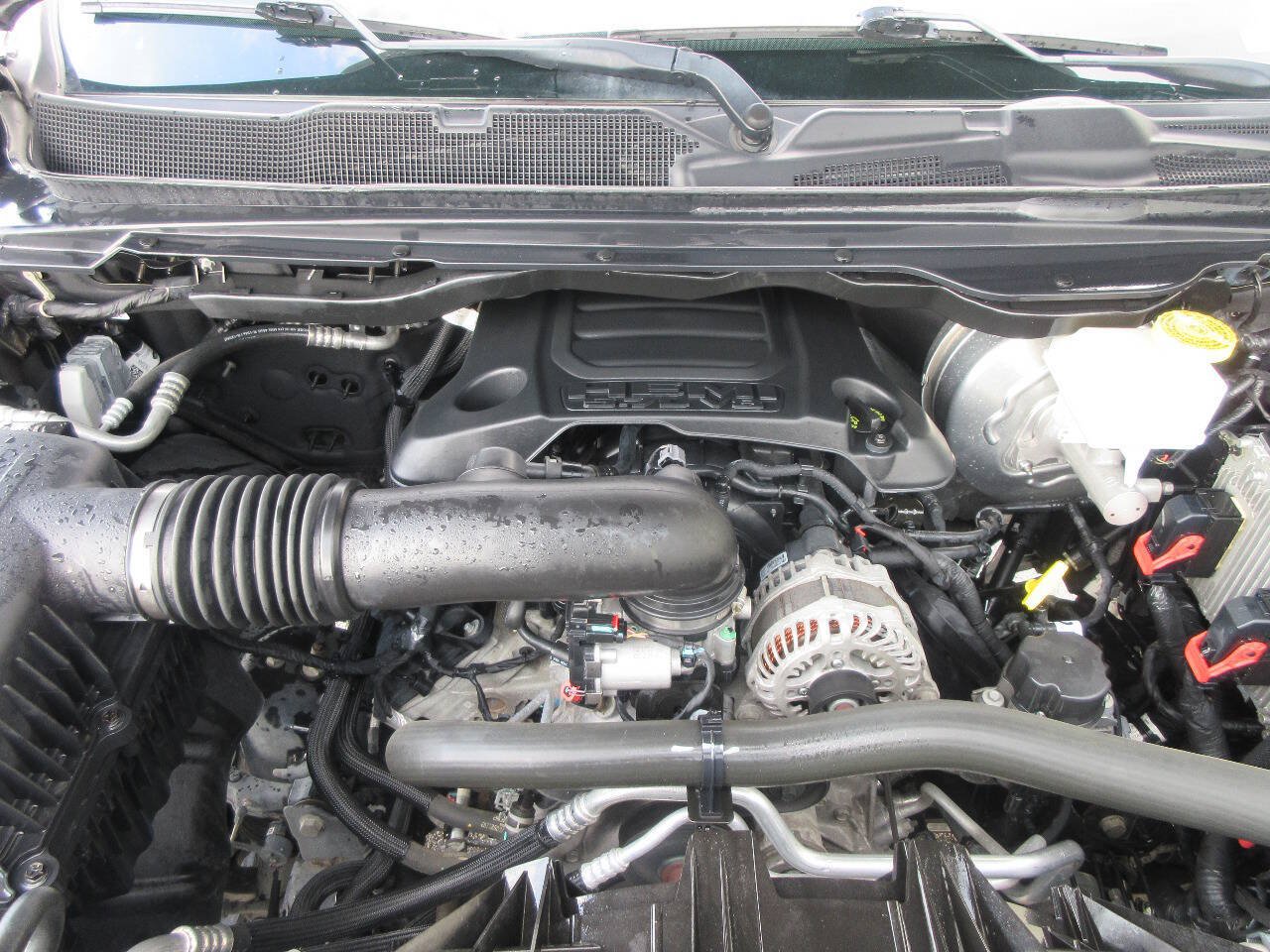 Used 2022 RAM 1500 Limited w/ Night Edition AWD/4WD image 17