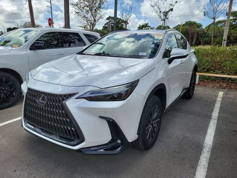 Used 2022 Lexus NX 350 AWD image 3