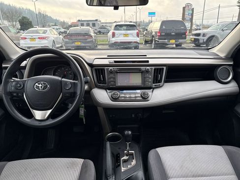 Used 2013 Toyota RAV4 XLE image 12