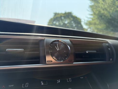Used 2017 Lexus IS 300 F Sport w/ F Sport Package AWD/4WD image 38