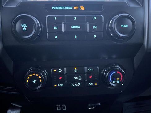 Used 2019 Ford F150 XLT w/ Equipment Group 302A Luxury image 20