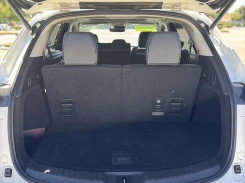 Used 2018 MAZDA CX-9 Touring w/ Touring Premium Package FWD image 10