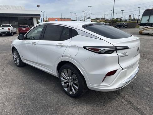 New 2026 Buick Envista Avenir FWD image 8