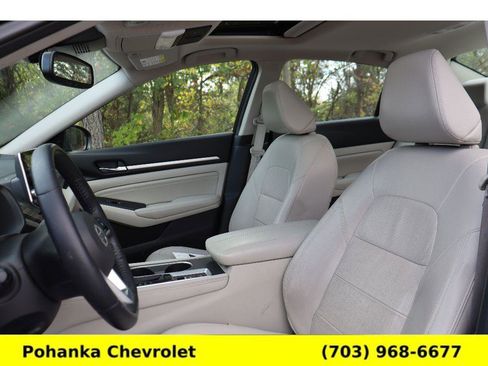 Used 2019 Nissan Altima 2.5 Platinum image 24