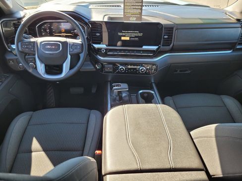 New 2026 GMC Sierra 1500 Elevation image 10