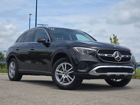 Certified 2023 Mercedes-Benz GLC 300 4MATIC image 1