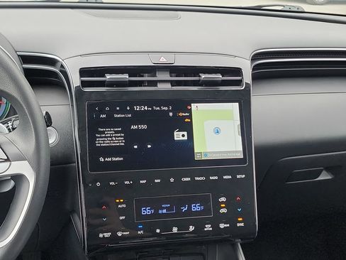 Used 2024 Hyundai Tucson Blue image 16