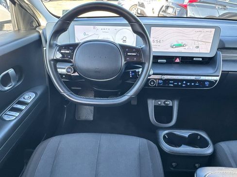 Used 2024 Hyundai Ioniq 5 SE RWD image 21