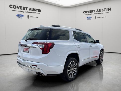 Used 2023 GMC Acadia Denali image 5