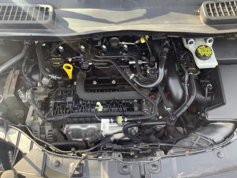 Used 2018 Ford Escape SE w/ SE Sync 3 Package image 9