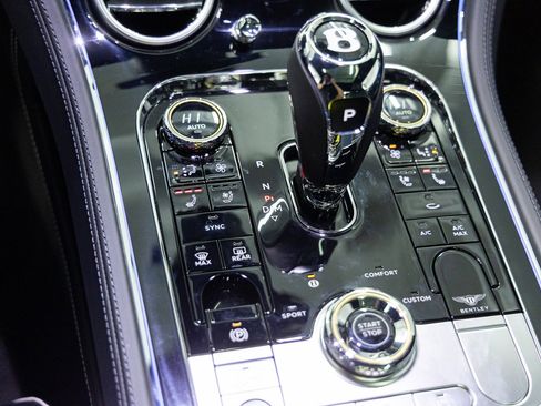 New 2026 Bentley Continental GT image 27