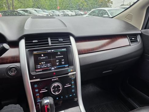 Used 2013 Ford Edge Limited AWD/4WD image 16
