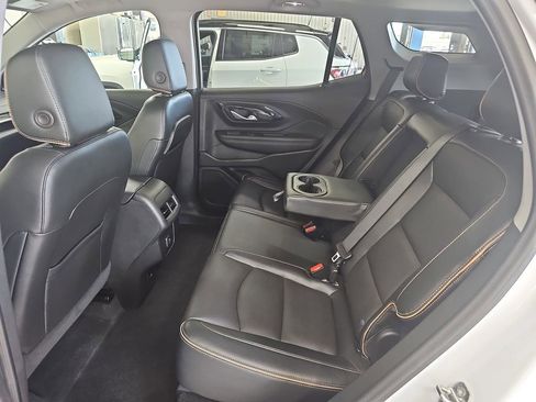 Used 2022 GMC Terrain AT4 w/ Tech Package AWD/4WD image 14