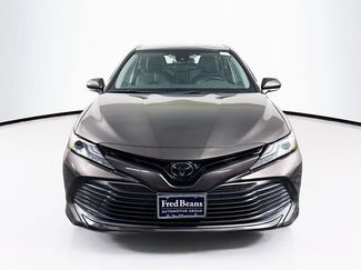 Used 2019 Toyota Camry XLE video 2