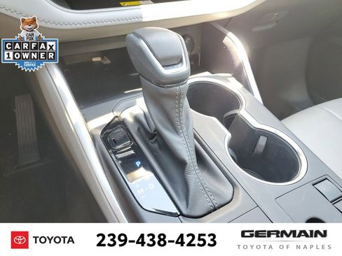 Used 2023 Toyota Highlander XLE FWD image 27