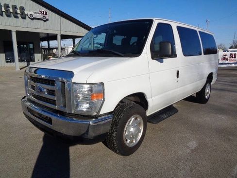 Used 2013 Ford E-350 and Econoline 350 XLT image 1