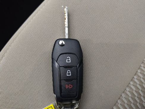 Used 2021 Ford Explorer 2WD image 32