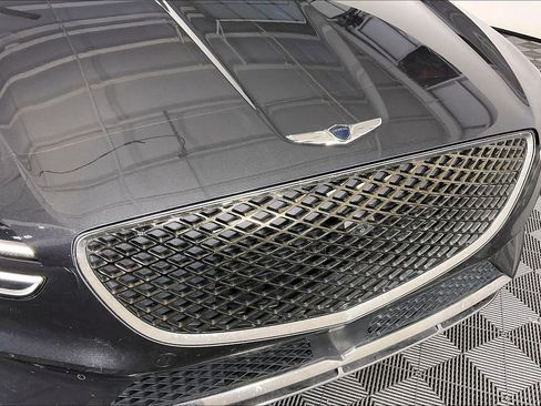 Used 2022 Genesis GV70 2.5T w/ Advanced Package image 40