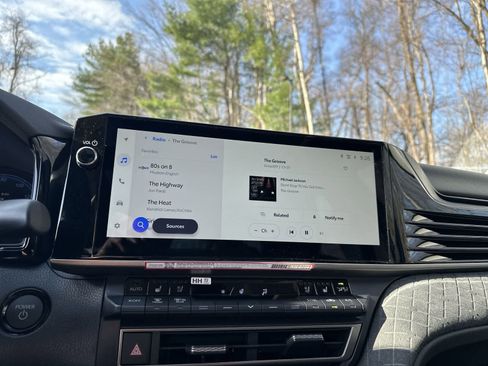 New 2026 Toyota Camry XLE AWD/4WD image 28