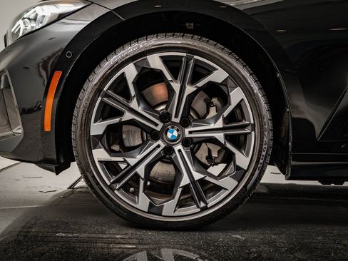 Used 2025 BMW 330i xDrive Sedan image 13