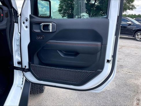 Used 2026 Jeep Wrangler Unlimited Rubicon 392 AWD/4WD image 29