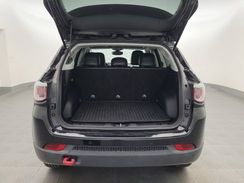 Used 2018 Jeep Compass Trailhawk w/ Navigation Group image 29