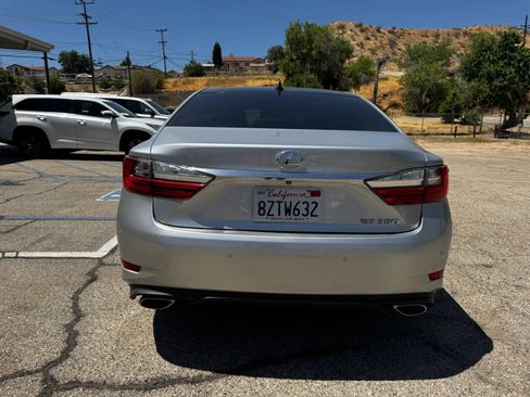 Used 2018 Lexus ES 350 w/ Navigation System Package FWD image 5