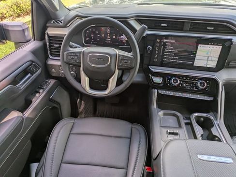 New 2026 GMC Sierra 2500 Denali w/ Denali Reserve Package AWD/4WD image 17