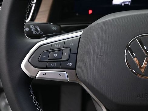 New 2026 Volkswagen Atlas SE image 6