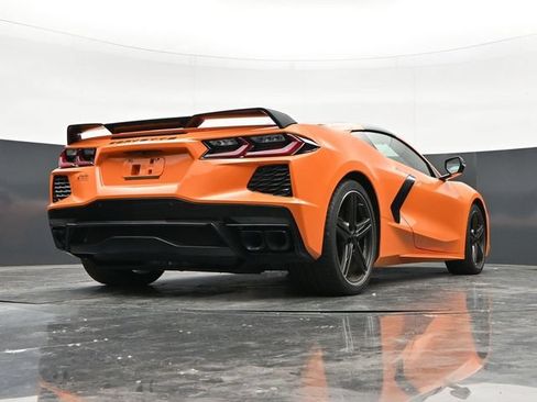 Used 2024 Chevrolet Corvette Stingray Premium Cpe w/ Z51 Performance Package RWD image 38