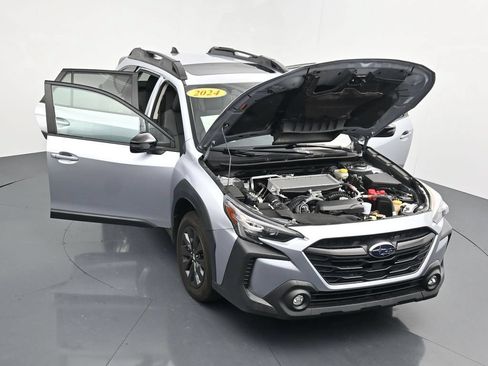 Used 2024 Subaru Outback Onyx Edition XT w/ Popular Package #2 AWD/4WD image 39