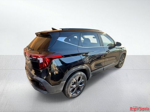 Used 2024 Kia Seltos S FWD image 4