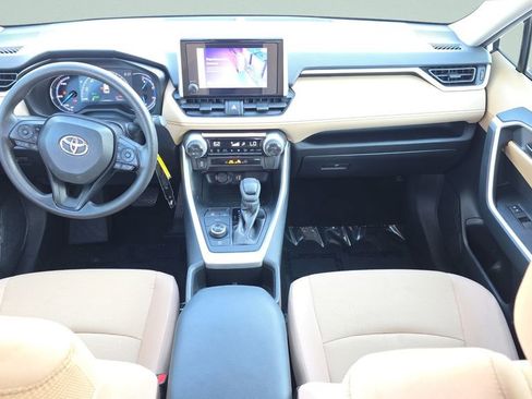 Used 2024 Toyota RAV4 LE image 11