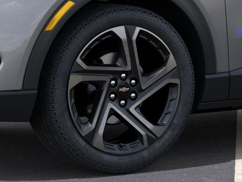 New 2026 Chevrolet Equinox EV LT image 33